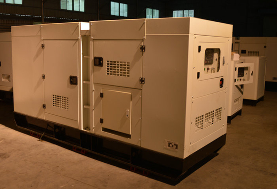 gruppo elettrogeno a diesel di 300kva Italia FIAT FPT con l'alternatore 240kw di Stamford